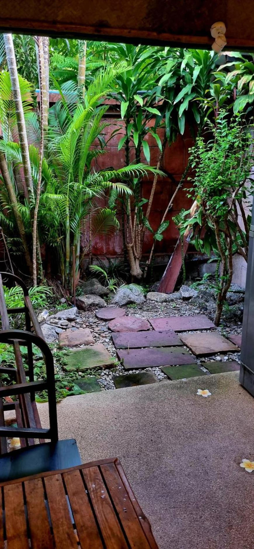 Shanti Lodge Phuket Chalong Exterior photo
