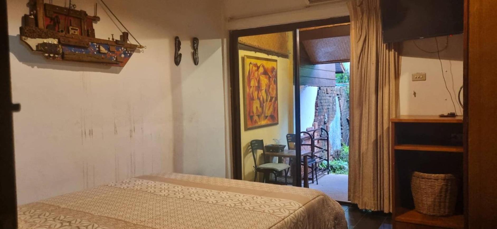 Shanti Lodge Phuket Chalong Exterior photo