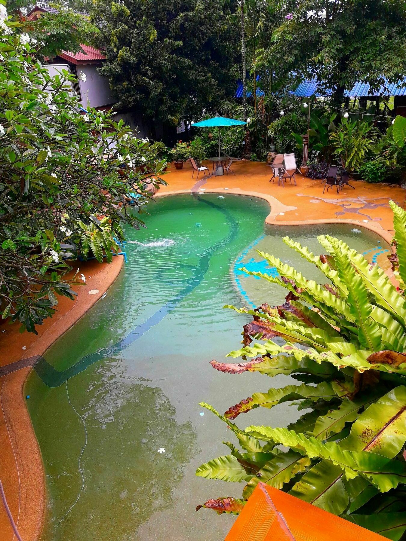 Shanti Lodge Phuket Chalong Exterior photo